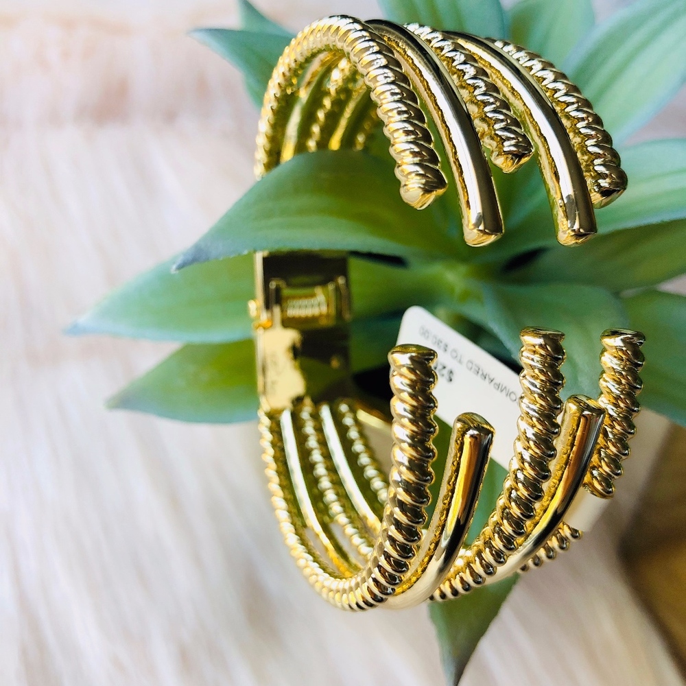 NWT Neiman Marcus Gold Bangle